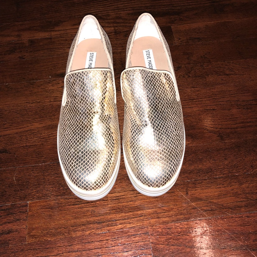 STEVE MADDEN Gold Evante Platform Slip on Sneakers